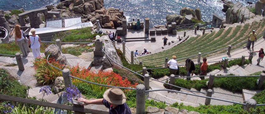 Minack in the sun