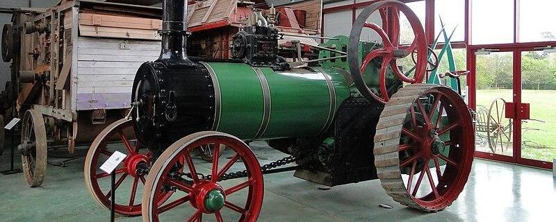 Traction engine on display