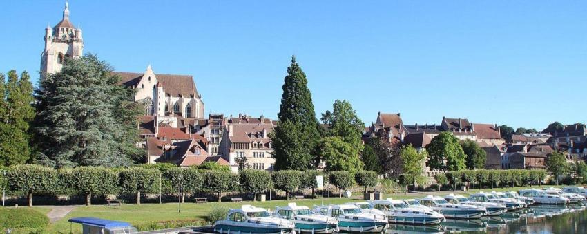 Dole Cathedral & Rhine-Rhône Canal