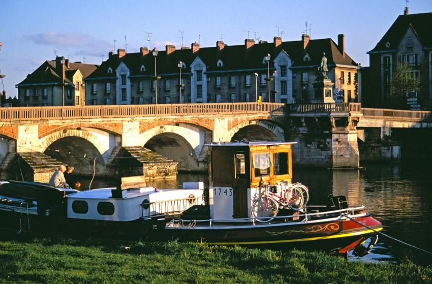 Auxerre Pont Paul Bert