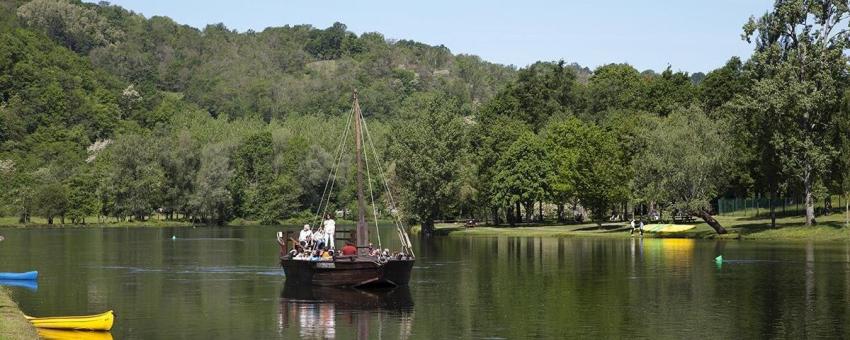 Gabare at Beaulieu-sur-Dordogne