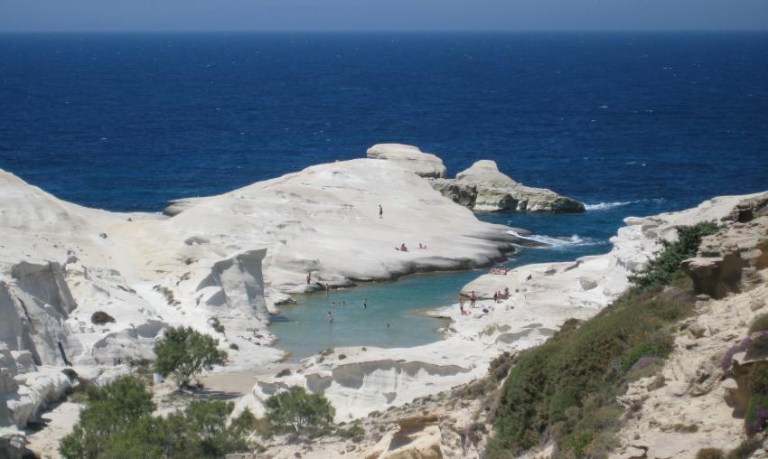 Sarakiniko Beach